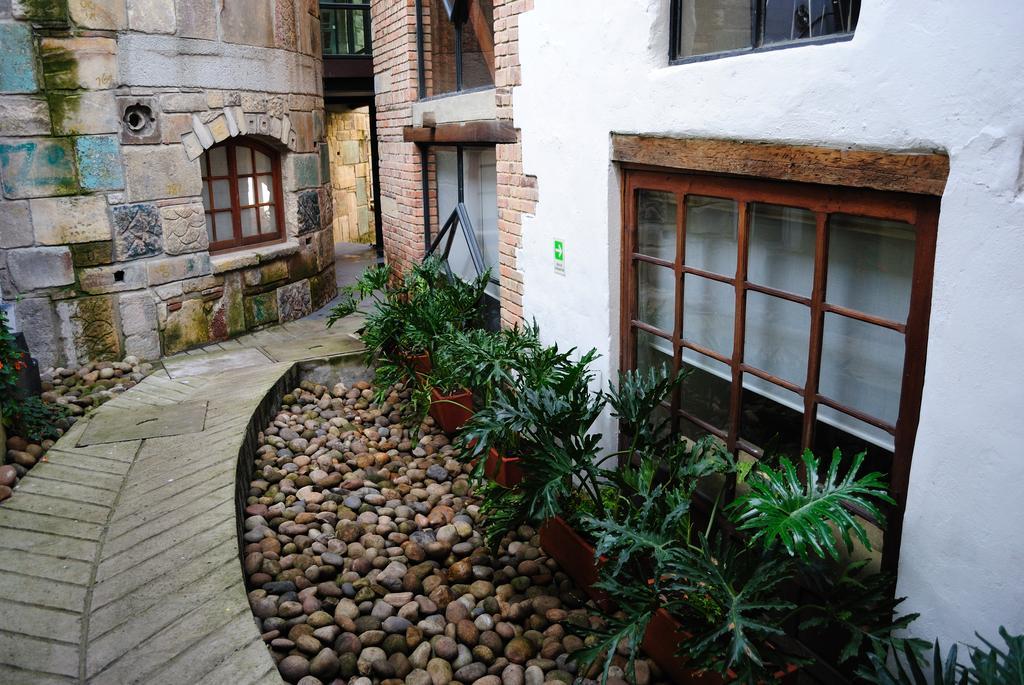 Hotel Casa De La Botica โบโกตา ภายนอก รูปภาพ