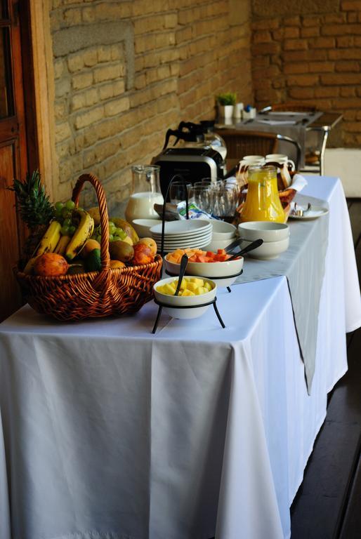 Hotel Casa De La Botica โบโกตา ภายนอก รูปภาพ